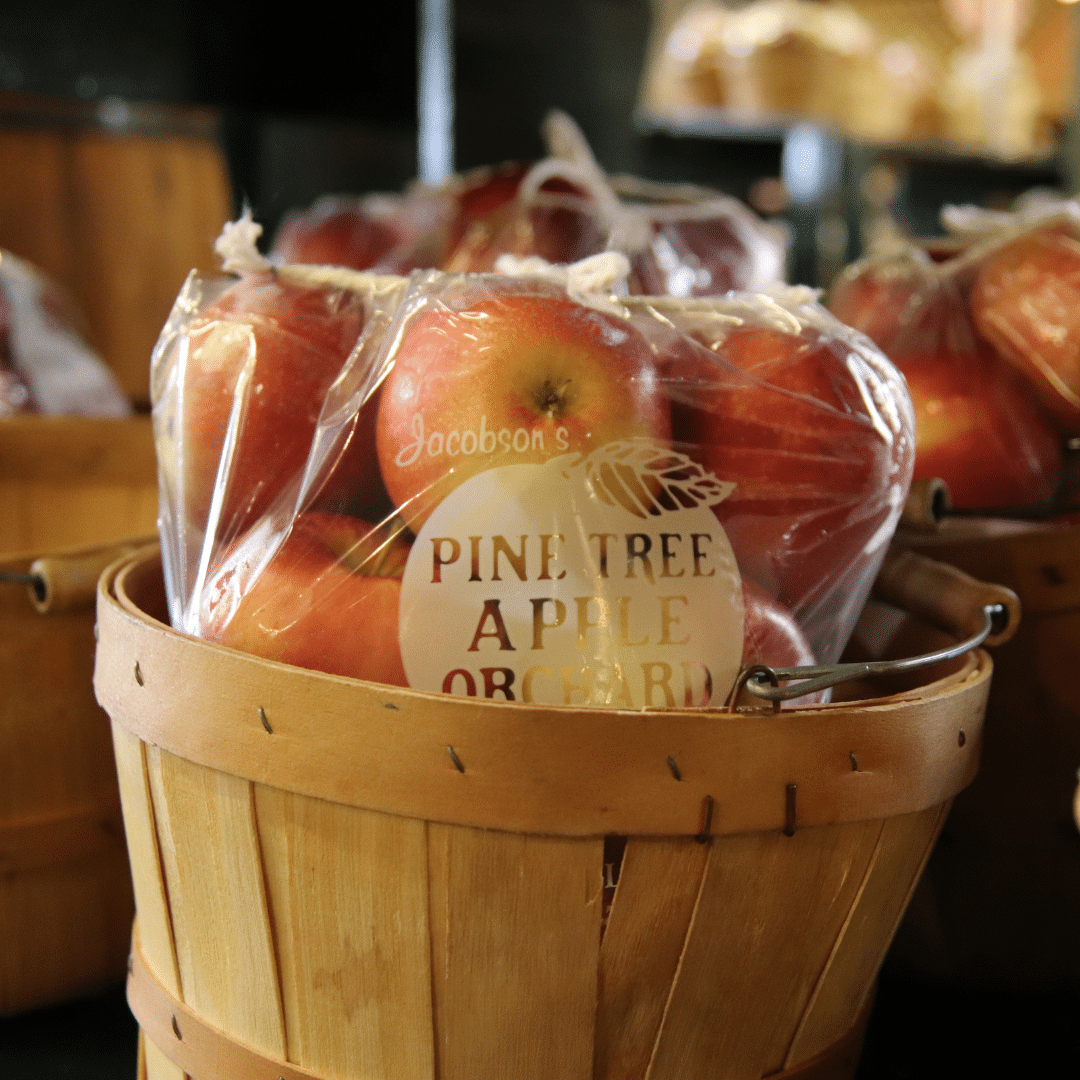 Orchard to Market Stop 1 - Pine Apple Tree Farm